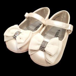 Aadi Ivory Flats